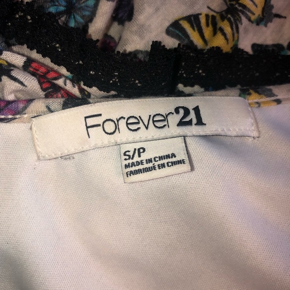 Butterfly Ruffle Tank Top - Picture 3 of 3